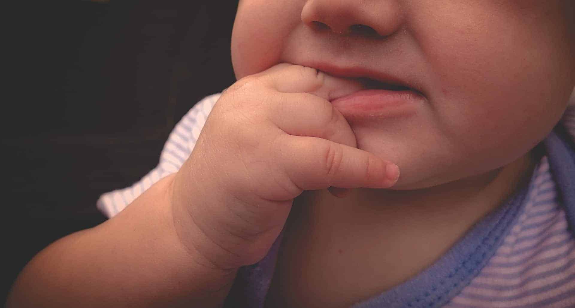 9 best non-toxic teething remedies to Soothe Your Baby