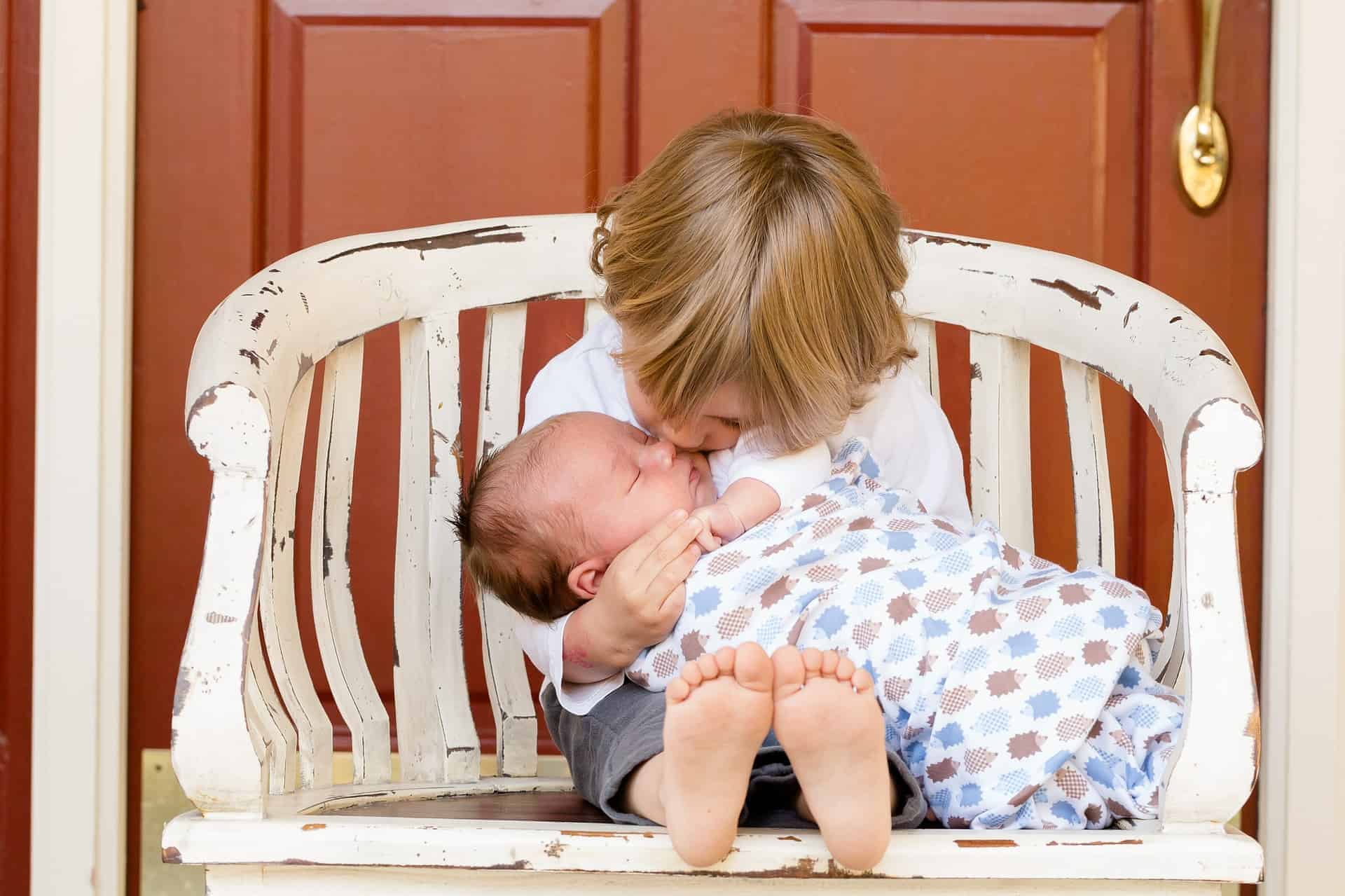 How to cope with two children with a small age gap