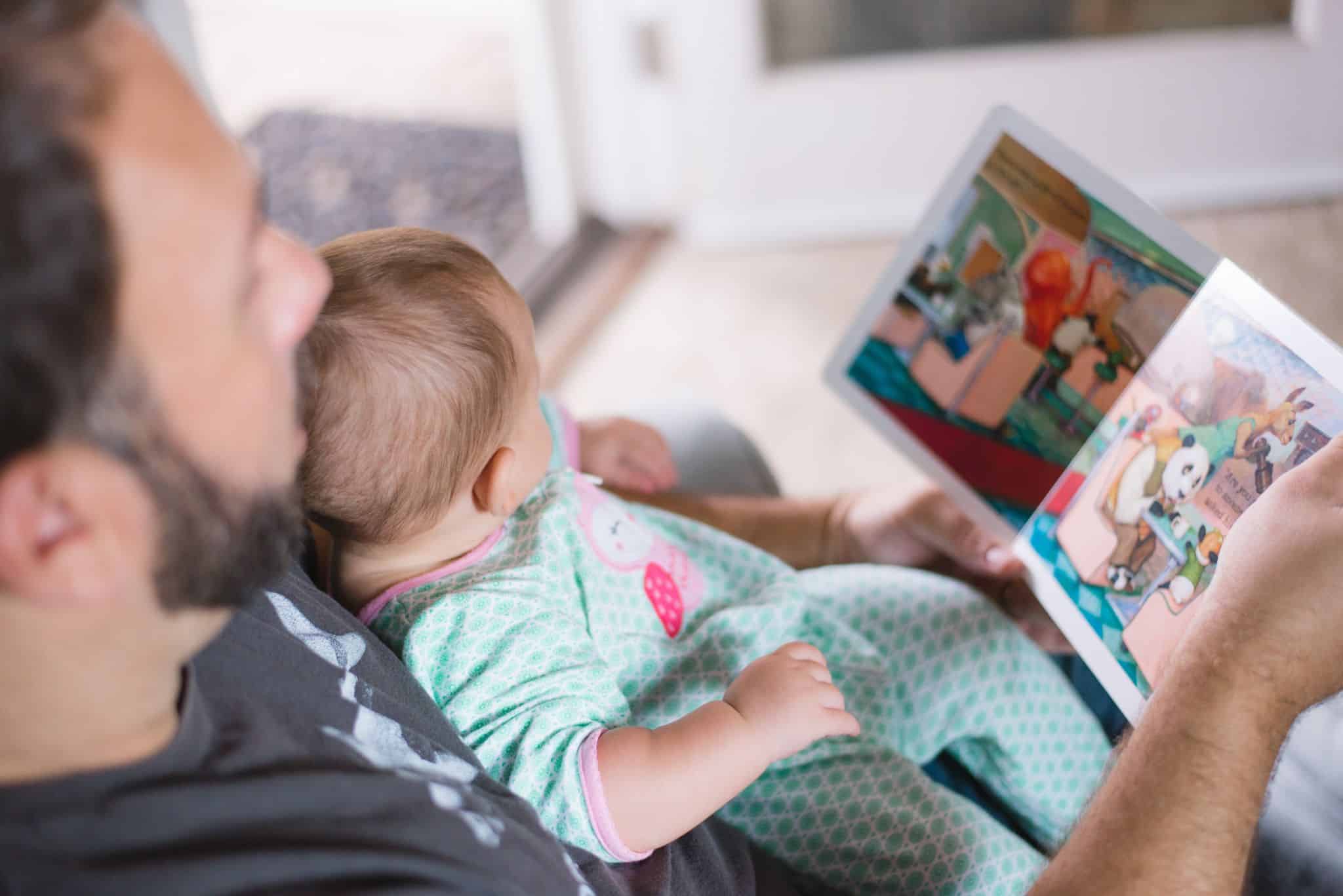HOW TO BOND WITH YOUR NEWBORN BABY- A DADS PERSPECTIVE