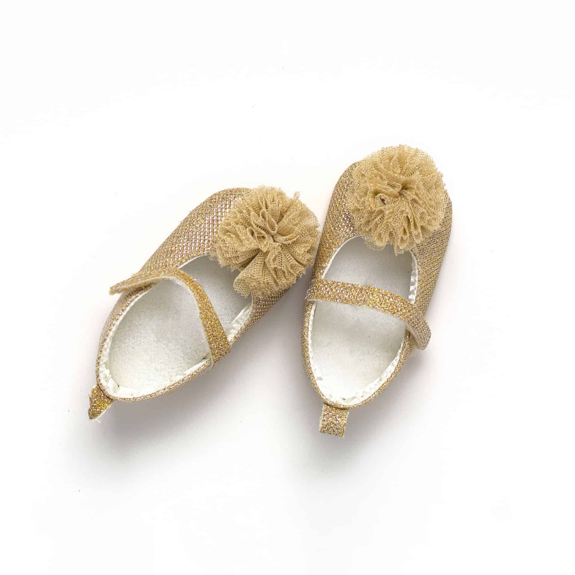 When should I buy my baby walking shoes