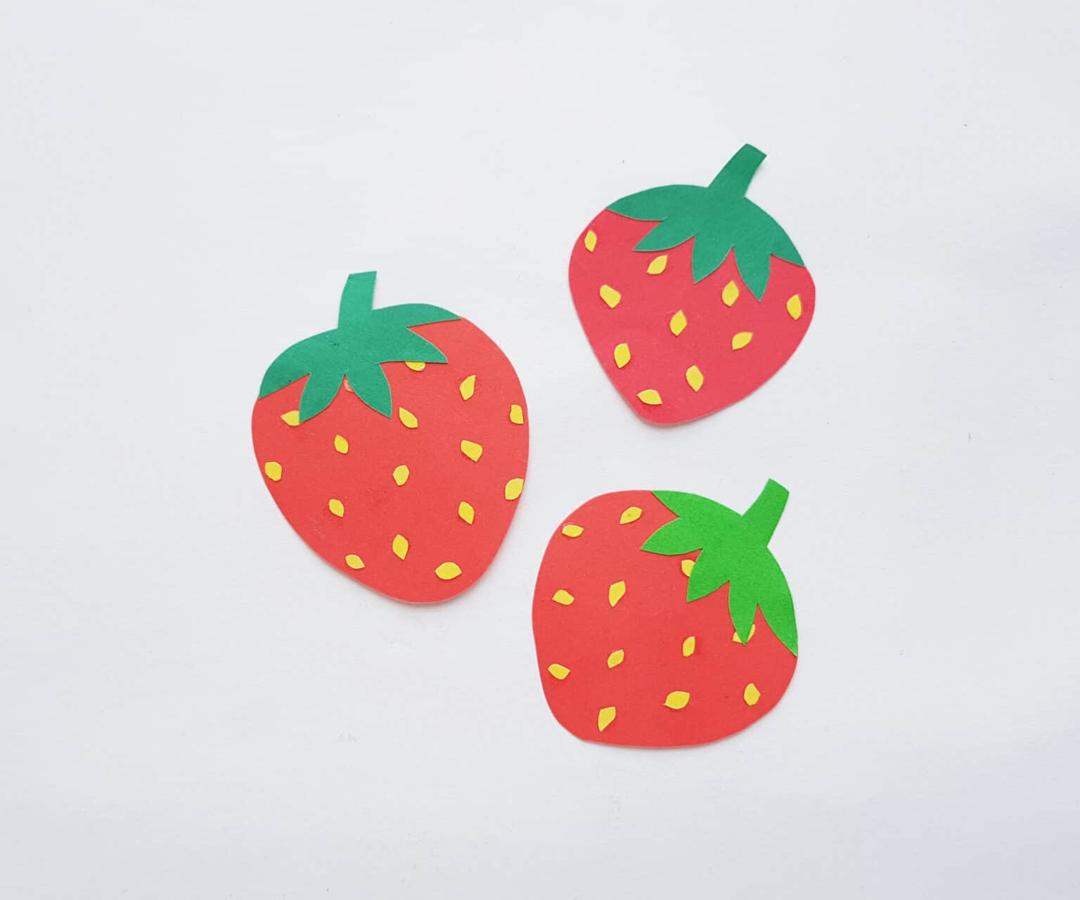 Free Papercraft Strawberry Printable - Mama of Five