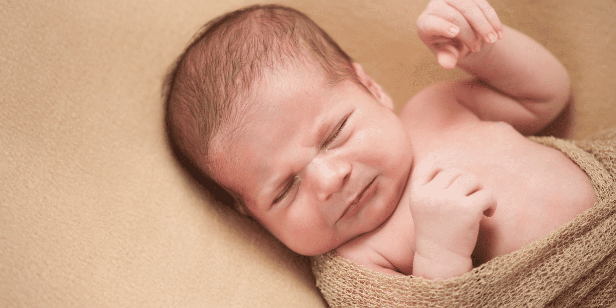 why do babies get fussy before sleep