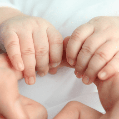 How to Keep Baby’s Hands Warm at Night