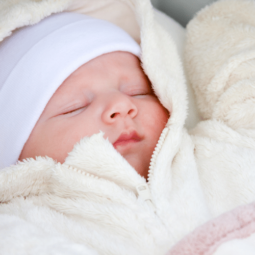 What Outfit Should I Bring My Winter Baby Home From the Hospital In?
