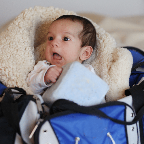 Best Portable Crib for Babies & Toddlers 2024