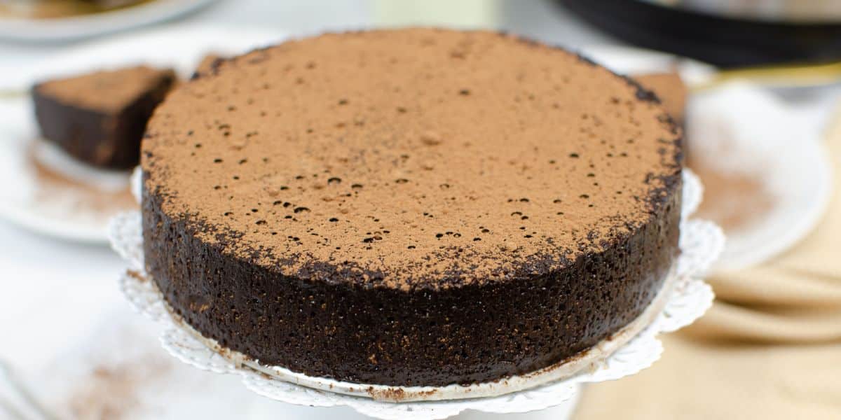 Instant Pot Flourless Chocolate Cake – Gluten Free