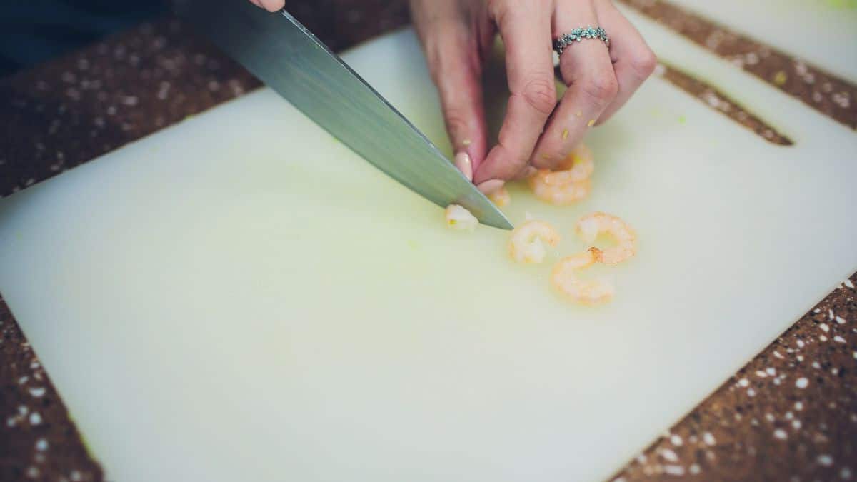 How to Clean Yellowed Plastic
