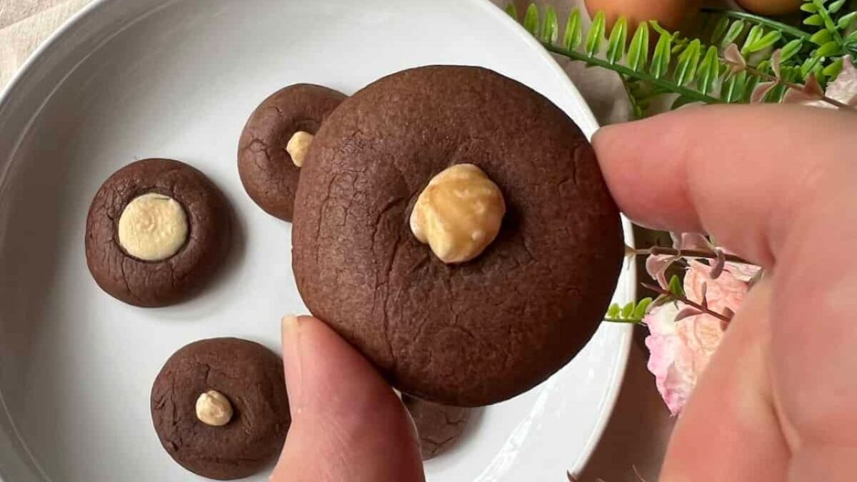 3-ingredient Nutella Cookies (Easy)