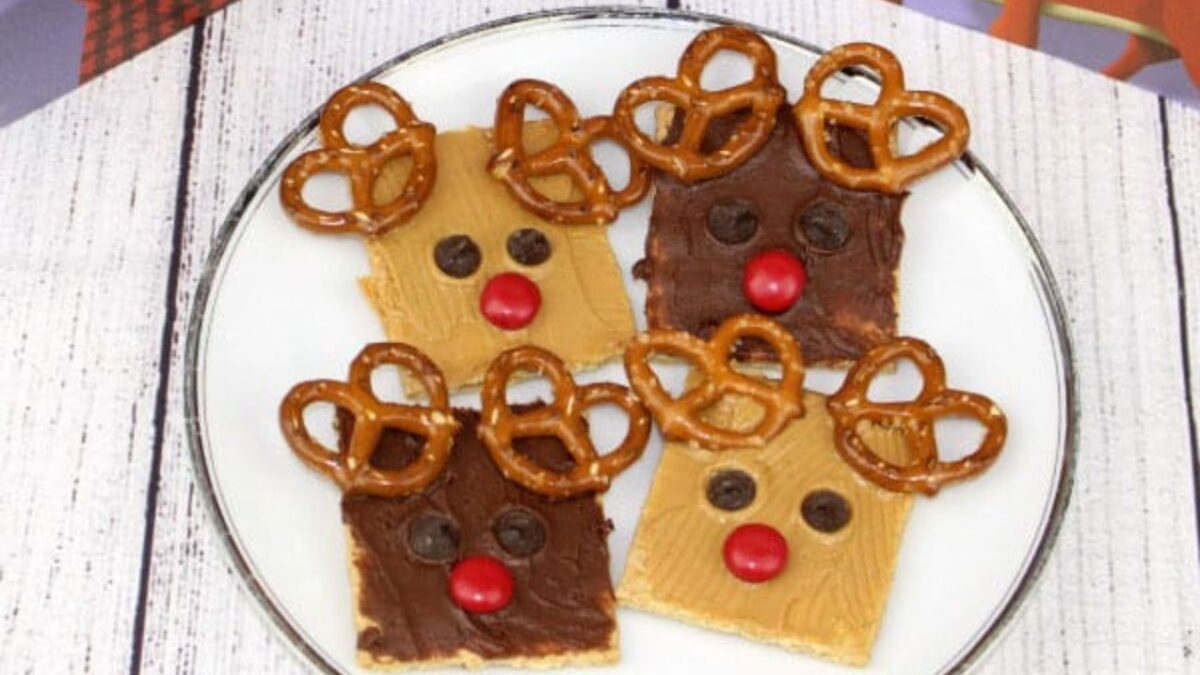 Easy No Cook Rudolph Christmas Snack to Make