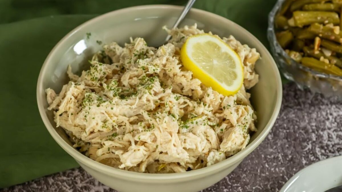 Easy Slow Cooker Chicken With Greek Yogurt Marinade