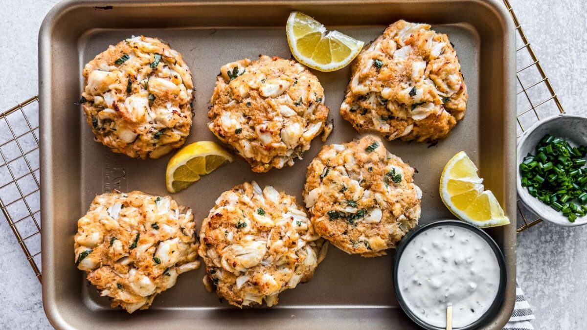 Maryland Jumbo Lump Crab Cakes