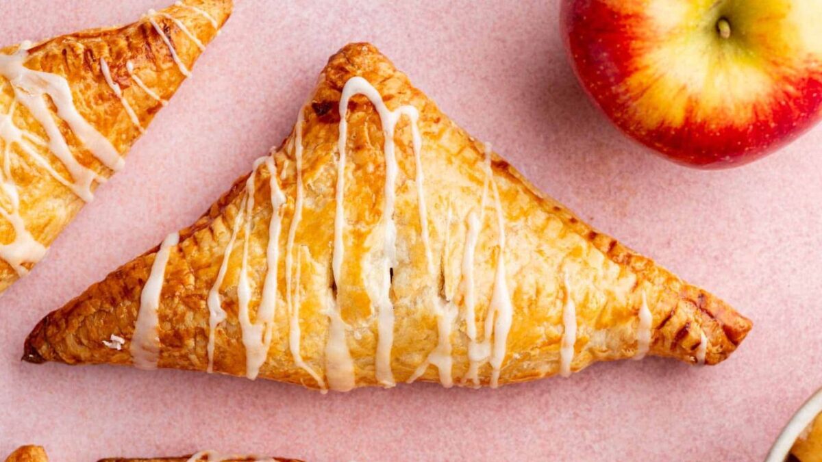 Puff pastry apple turnovers with apple pie filling