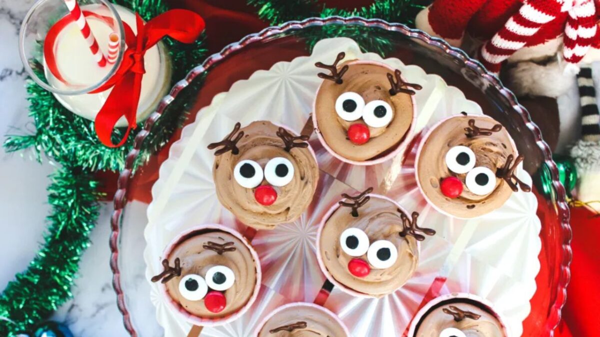 Reindeer Cupcakes With Chocolate Ganache