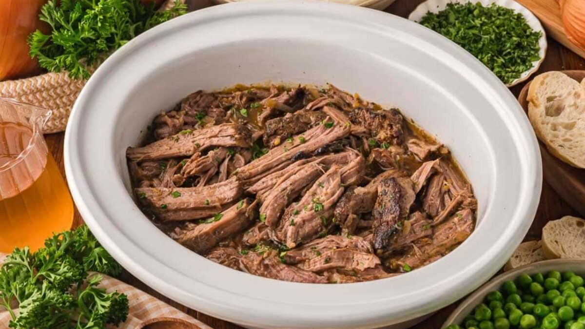 Slow Cooker Shredded Beef
