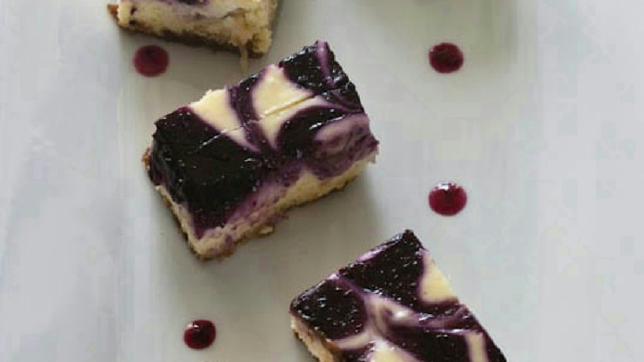 Lemon Blueberry Cheesecake Bars