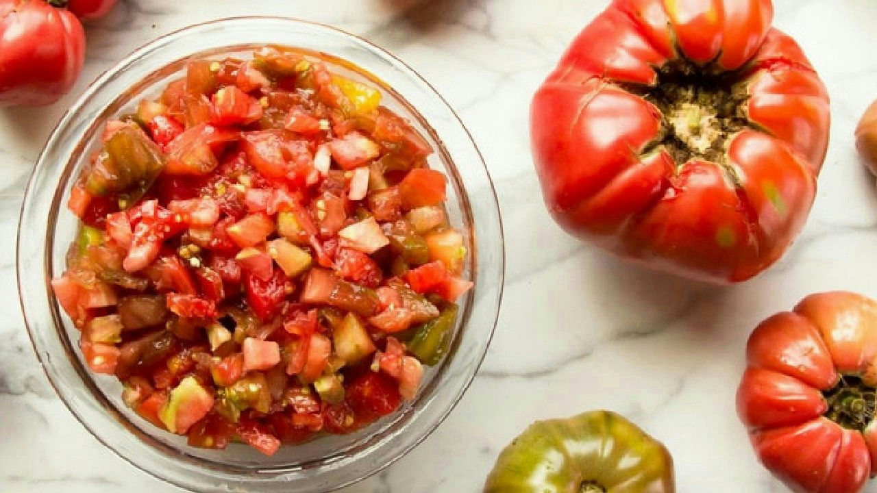 No Peel Tomato Salsa