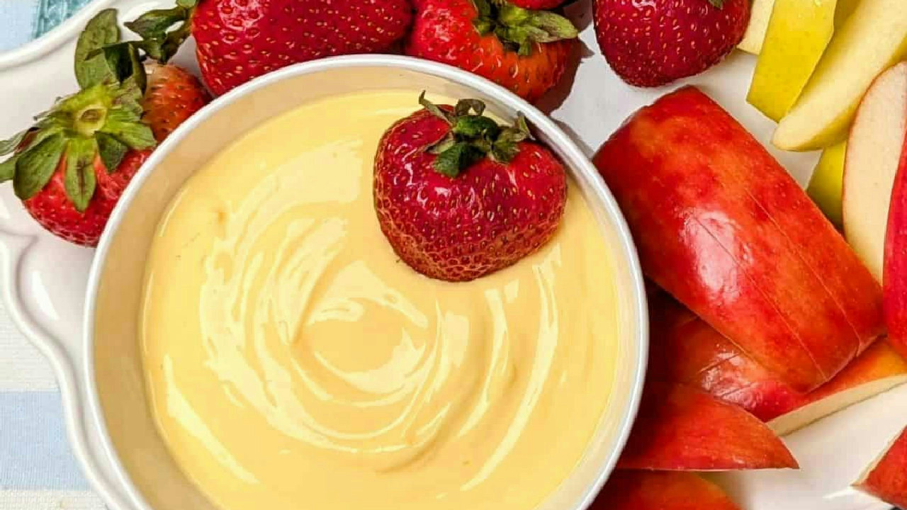 Sweet & Easy Fruit Dip Recipe (Just 2 Ingredients!) 5 Minutes!