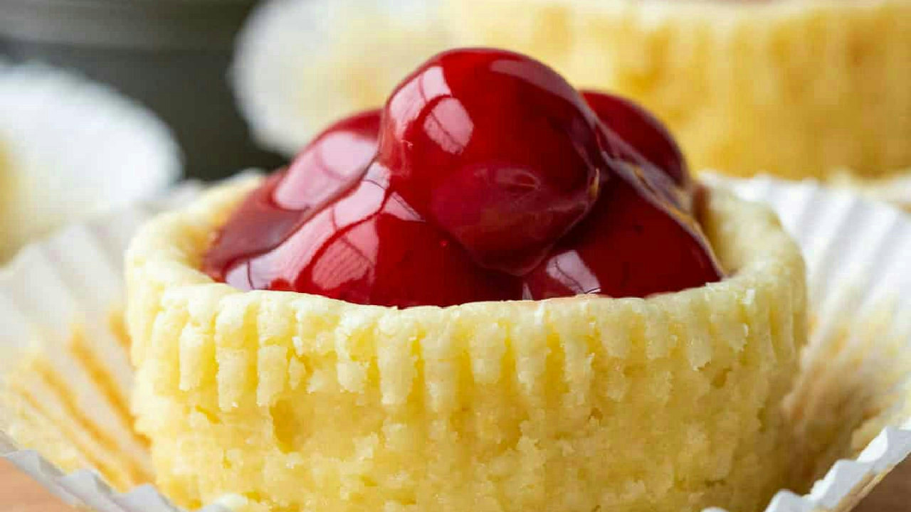 Mini Cherry Cheesecakes