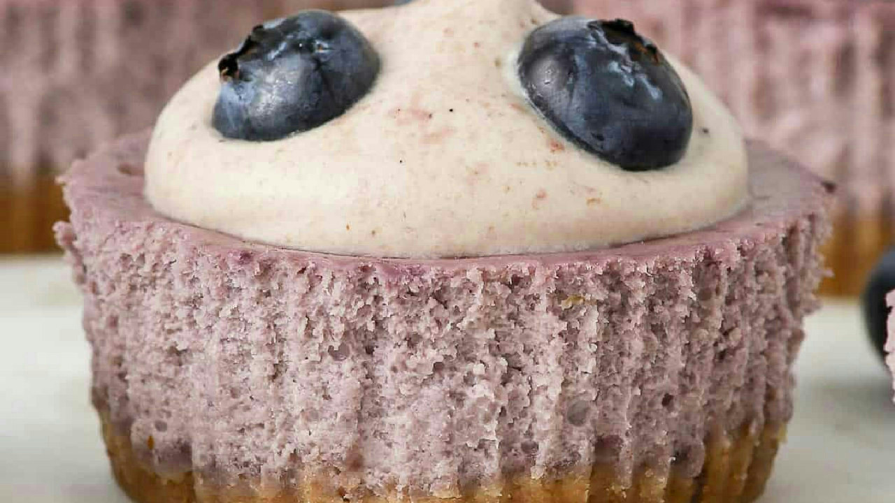 Mini Blueberry Cheesecakes