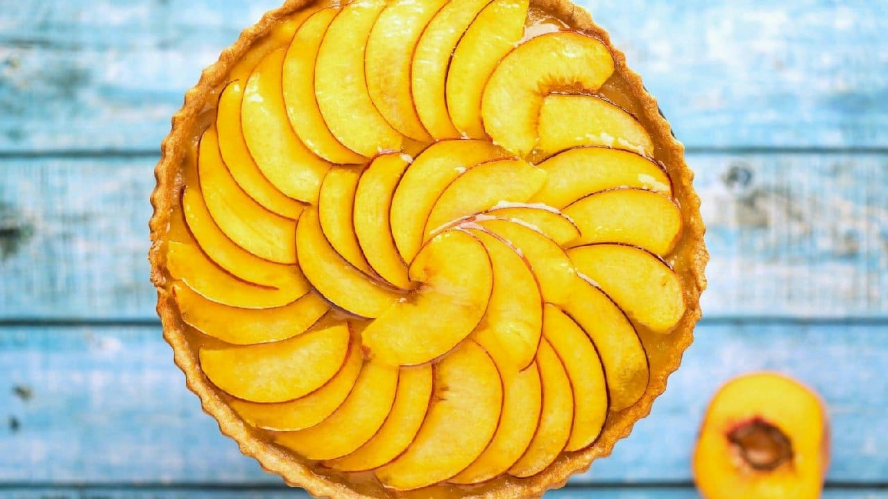 Peach Party Desserts That Are Perfect for Summer Gatherings