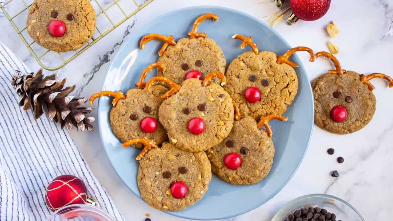 Adorably Red-Nosed Christmas Reindeer Cookies