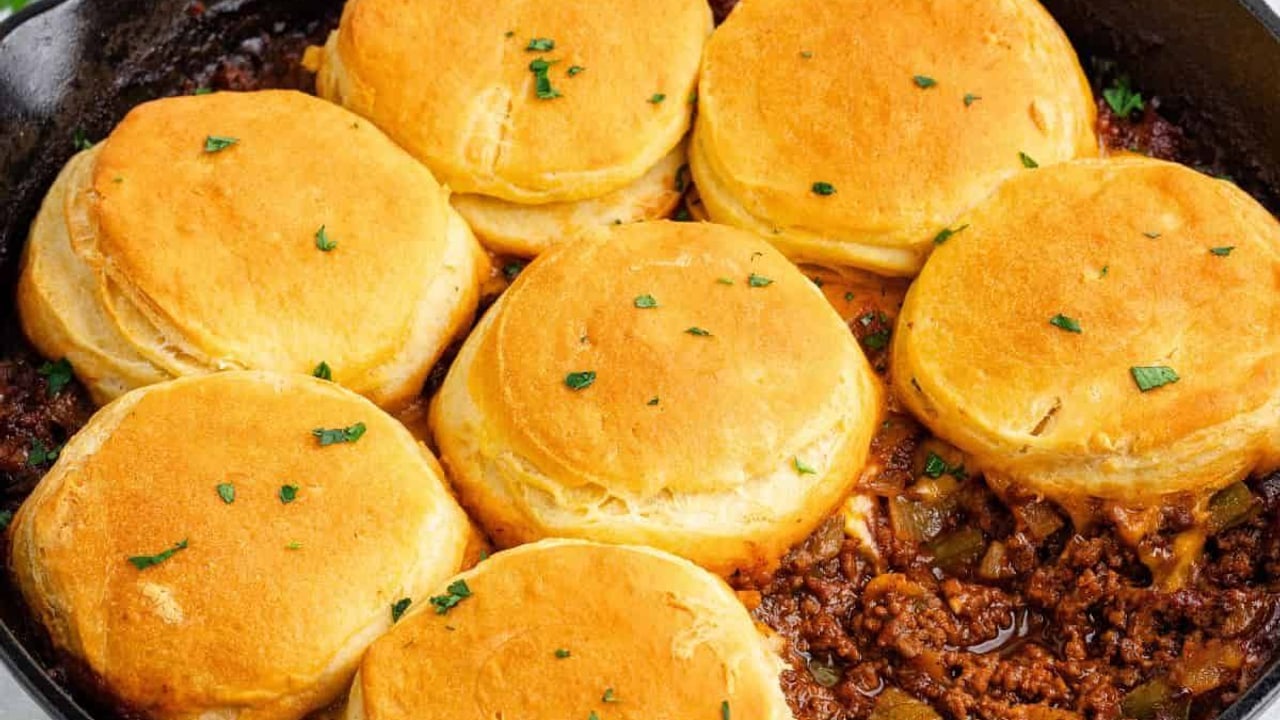 Biscuit Sloppy Joe Casserole Recipe