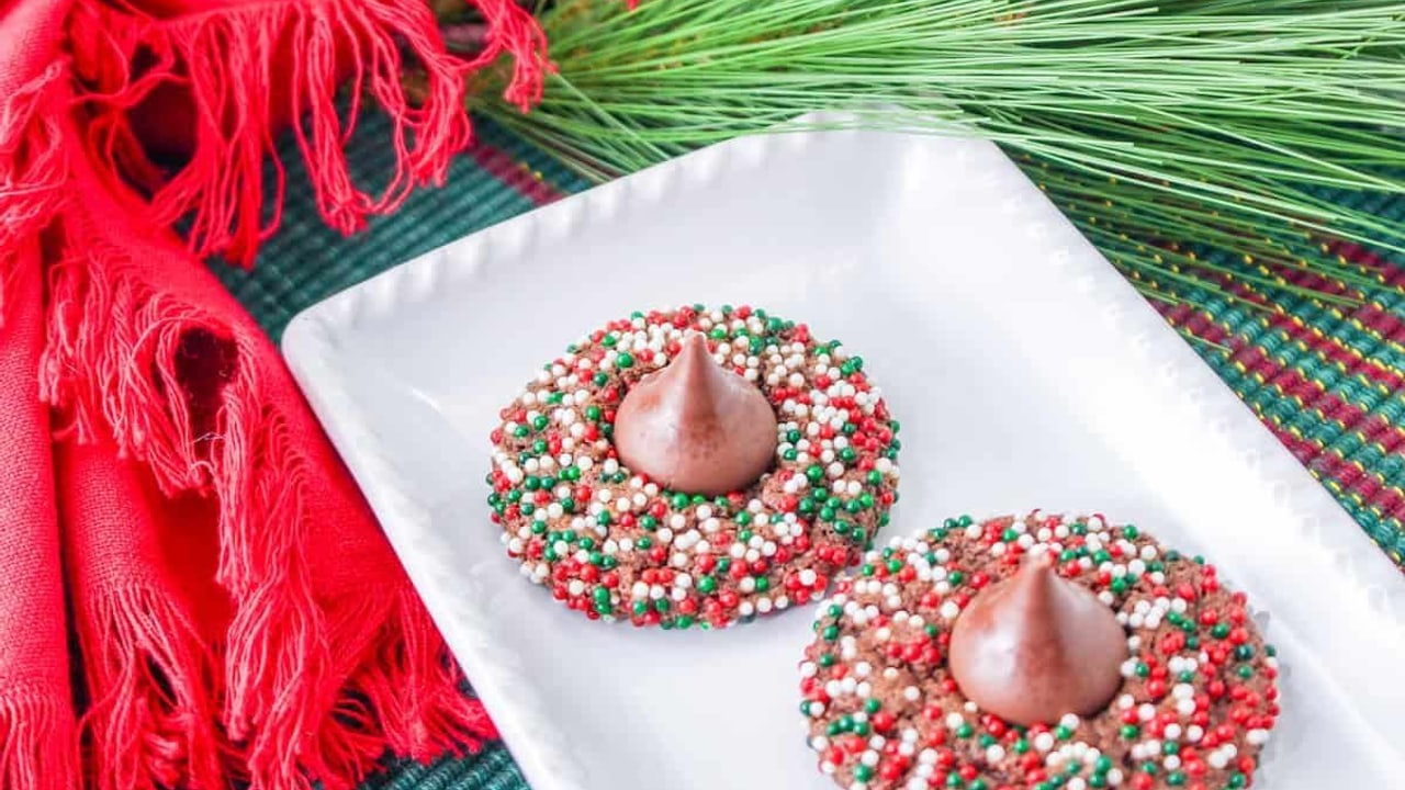 Chocolate Blossom Cookies: Festive Christmas Recipe