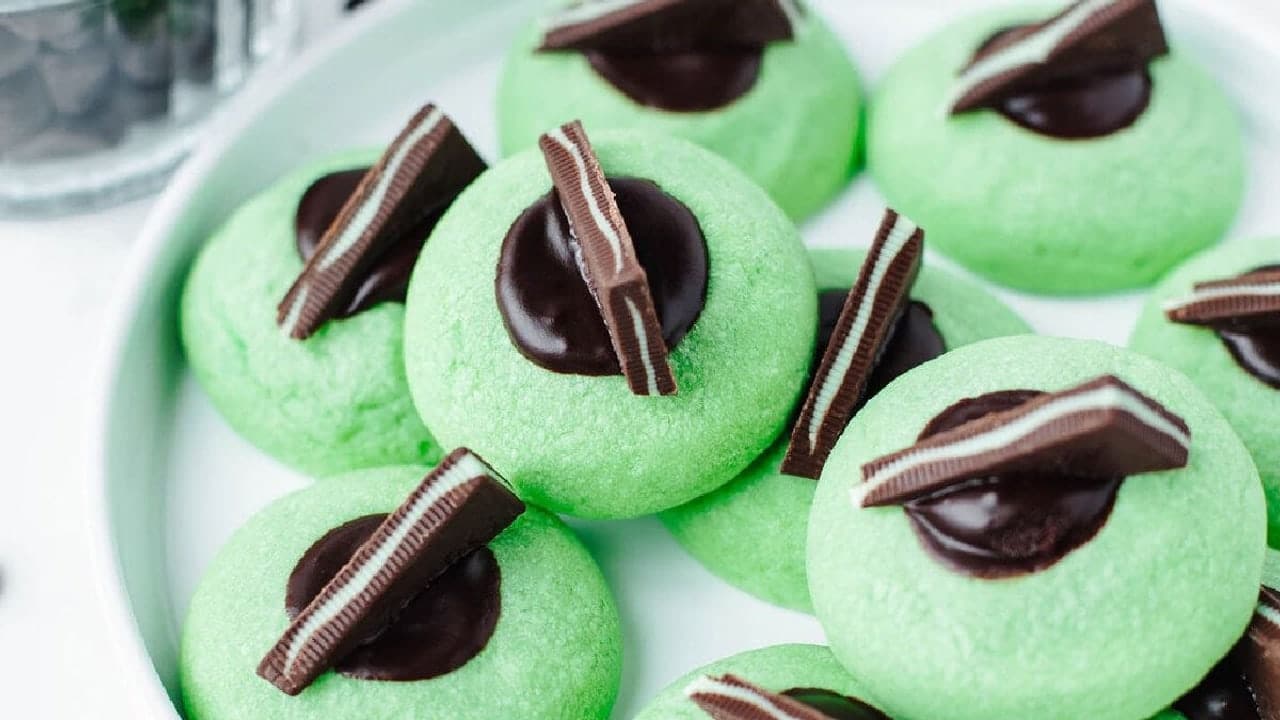 Chocolate Mint Thumbprint Cookies Recipe