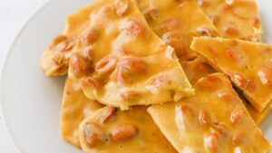 Easy Homemade Peanut Brittle