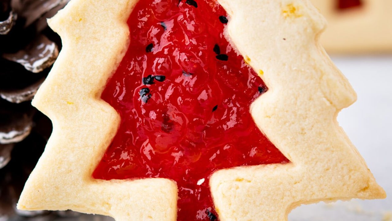 Linzer Cookies