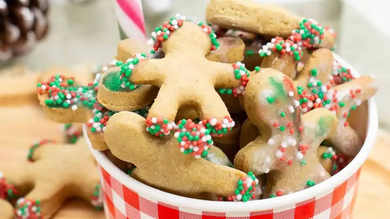 Mini Gingerbread Men Cookies