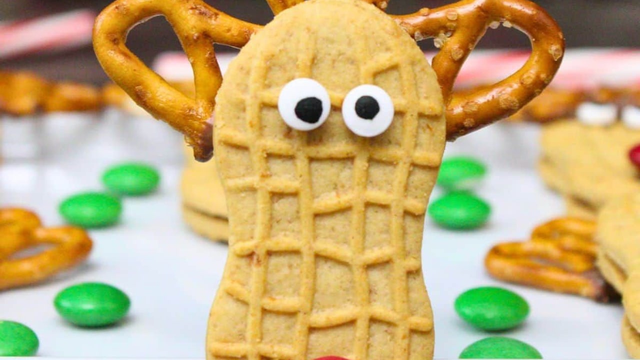 Nutter Butter Reindeer (No Bake Cookie Recipe)