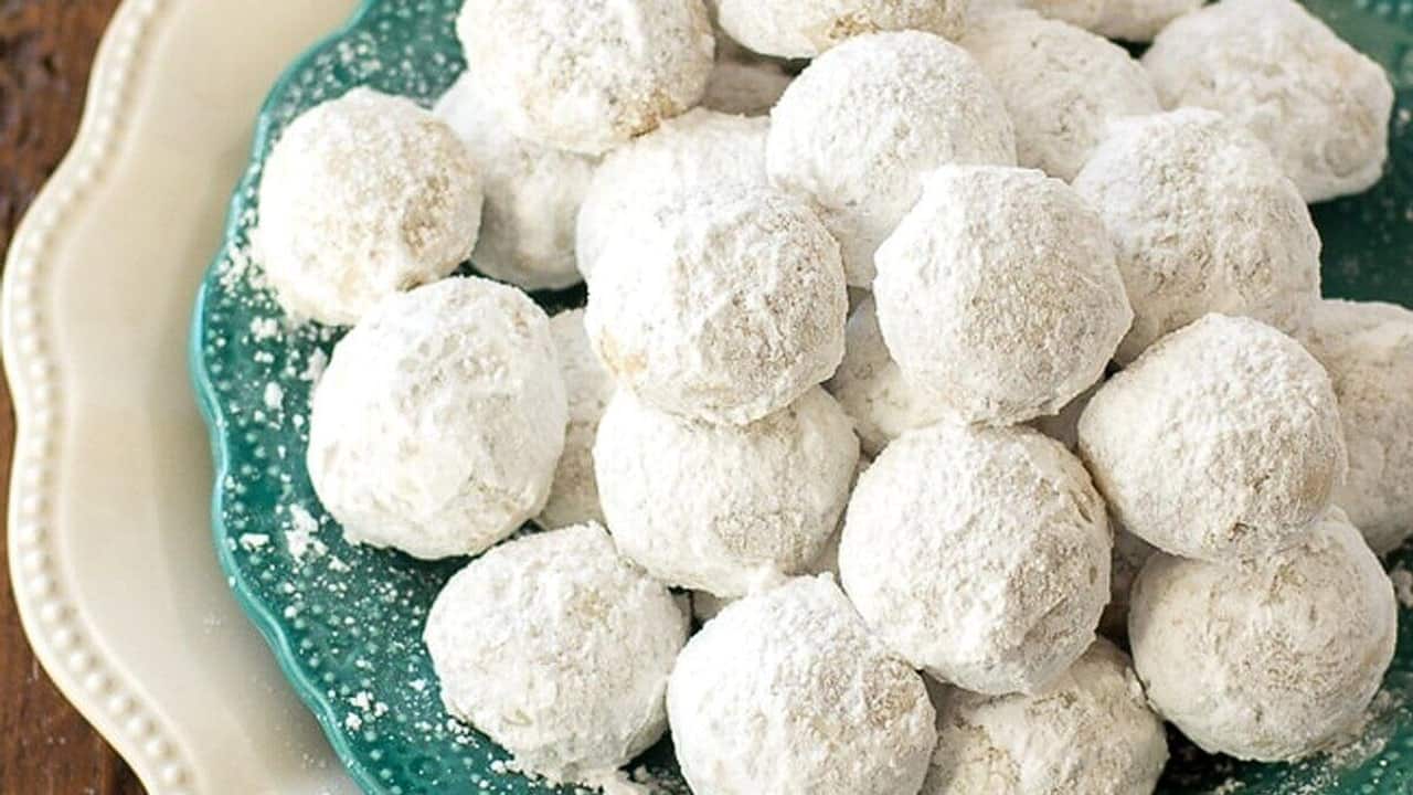 Snowball Christmas Cookies