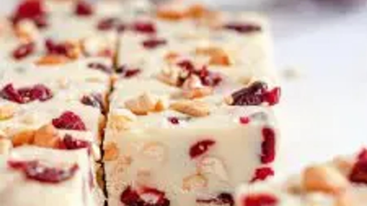 White Chocolate Cranberry Fudge